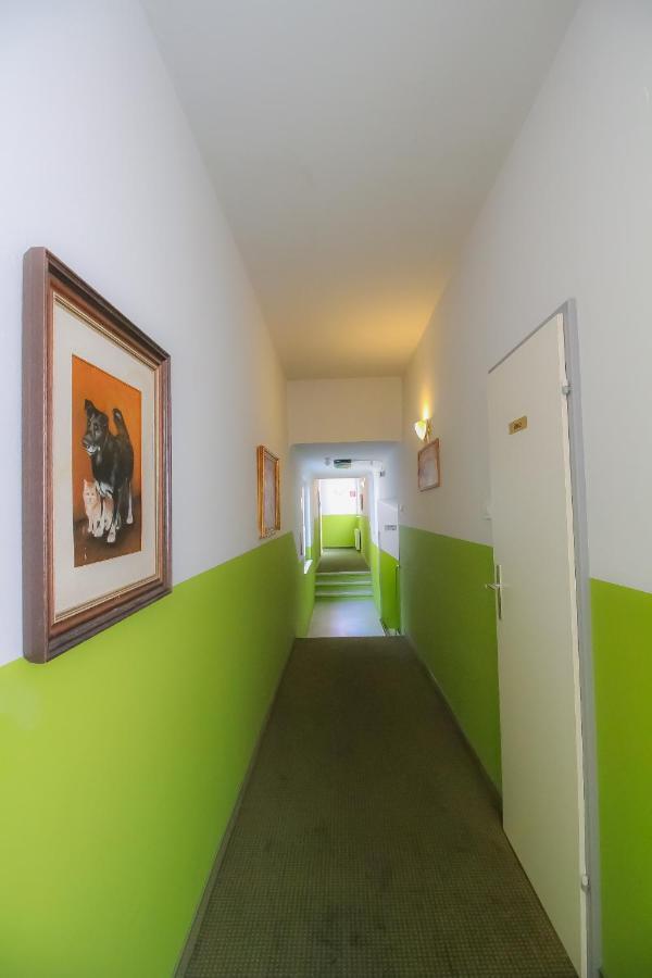 Economic 2Sb Apartment In Lively Area Wien Ngoại thất bức ảnh